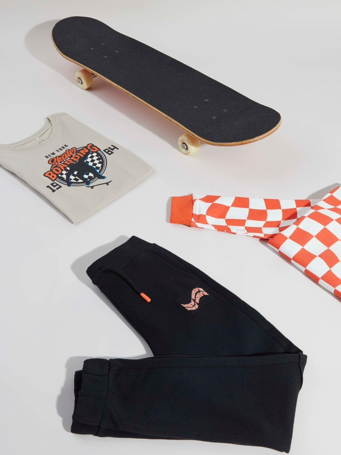 NKMBENN T-shirts & Tops - Humus